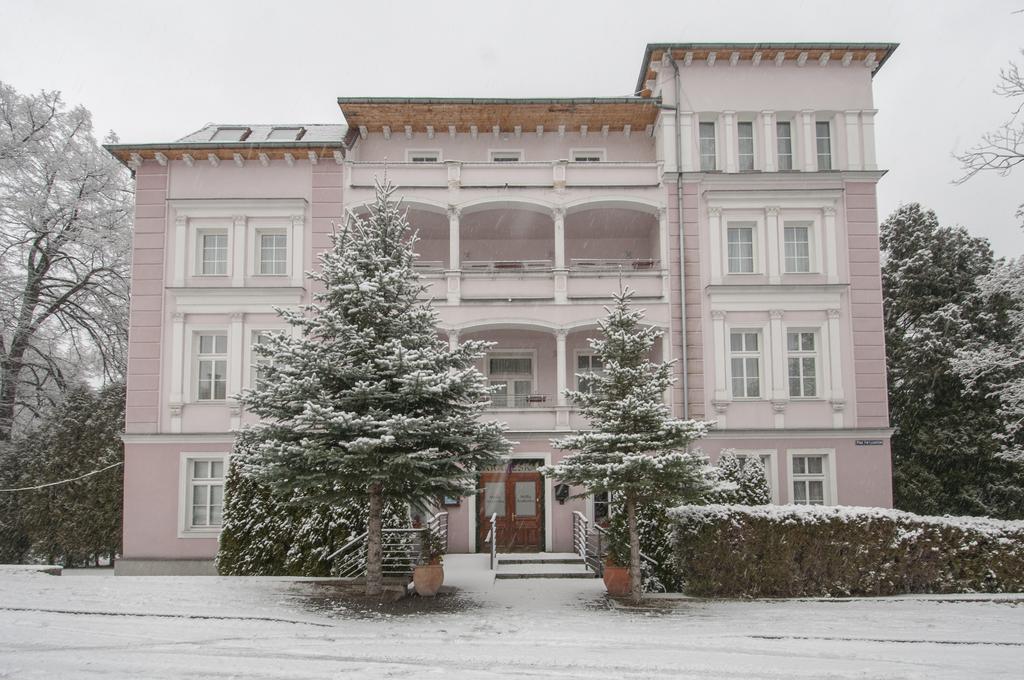 Willa Arabeska Ladek-Zdroj Exterior foto