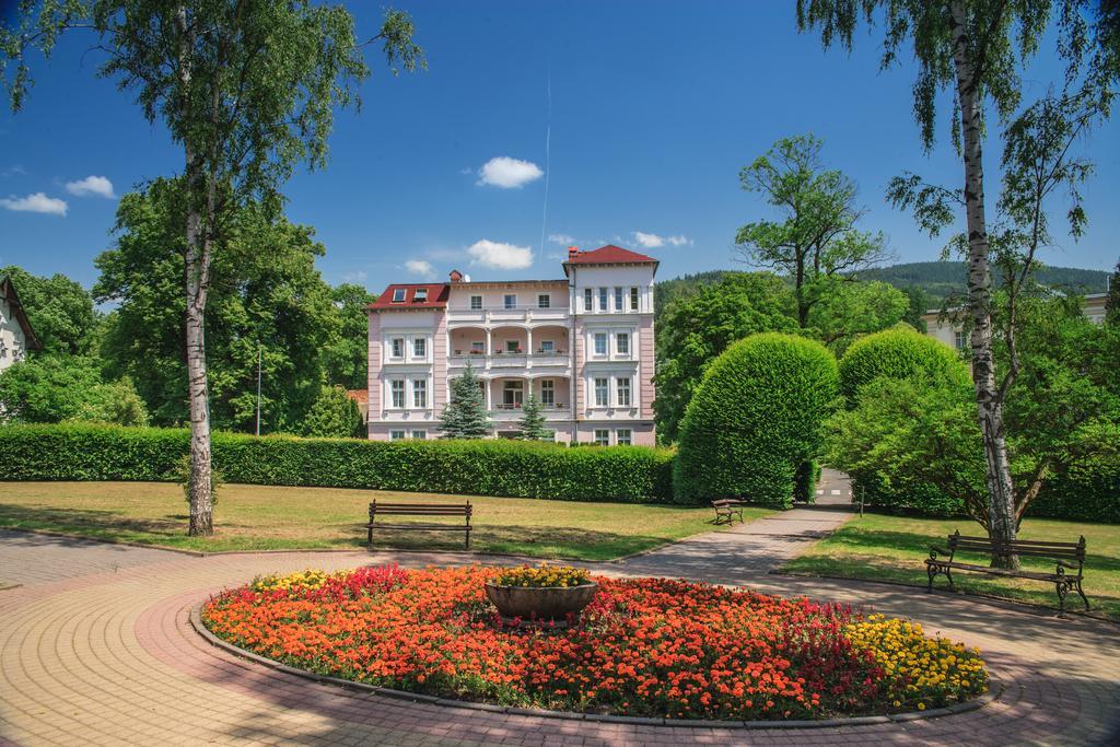 Willa Arabeska Ladek-Zdroj Exterior foto